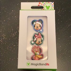 Disney Magic Bandits - Christmas